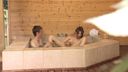 【Mixed bathing】An older sister with an erotic body breaks in in the men's bath. lust and threesome sex.