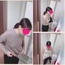 [Private house dressing room / Nozoki] A neat and clean beauty in a fluffy sweater becomes a complete Hadaka! !! （mp4）