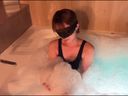 個人撮影　人妻　お風呂で水着ソープごっこ