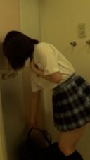 도쿄도 보통과 1학년 클래스에서 가장 인기 있는 아이를 학교에 퍼져 퇴학 P활 증거 영상　