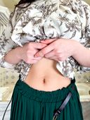 [4K video, 2 pieces! ] Amateur pickup! Show me your new navel! Intense love essential big breasts beauty OL & super erotic suspicion big breasts nasty body JD! I could ♪ play a prank from my navel