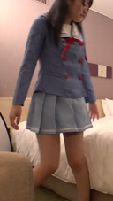 [Individual shooting] Baby-faced 19-year-old working at a con café in Tokyo | Half twin + uniform costume and vaginal shot Gonzo