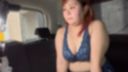 - A large amount of mouth firing between a little chubby thin mom's rich in-car and young and soft big breasts! [Personal shooting]