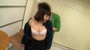 【素人】ムチムチ巨乳の可愛いOLと社内エッチ♥ おとなしい性格ですが、興奮すると豪快にオナニー！？