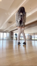[K@18-year-old Rina naughty selfie video] I used a toy in a place like a shopping mall hall and got acme many times, and it was a thrilling masturbation with several people passing behind me during masturbation ...
