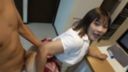 [否] 21 歲的現任 Eki ** 大學生 Weiwei-chan 在她的第一個奇聞趣事♥友好性格開始與日本男人交織在一起時完全改變了，她柔軟的胸部和像日本公雞一樣被打擾！