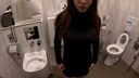 Fair-skinned huge breasts Deriheru with blood vessels protruding and Gonzo vaginal shot finish in a public toilet ☆