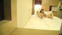 【素人】美顔の巨乳・美脚スレンダーOL(29) 出張中に宿泊しているホテルでオナニーし、本気のメス顔でガチイキ！