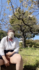 [Selfie of 18-year-old student G cup Erika] ☆彡 In the park near the Sky Tree, I masturbated a while people and cars were passing behind me!! When I was masturbating, there was an aunt from the front!