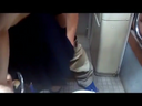 [Personal shooting] An amateur girl who gets in the toilet by her boyfriend who can't stand it! !!