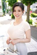 日本で一番ドスケベな熟女さん認定！熟女専門店のカリスマ巨乳風俗嬢、裏オプおねだりしたら、痴女りまくり13発射させるスンゴイ画が撮れちゃいました。