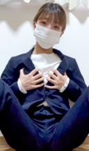 - [No attached] Neat and clean bristle married woman 9th dan! After returning home from work, masturbate in a suit! * With review bonus "none" and "experienced number of idols"
