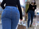 [I love jeans snugly] ☆ Fascinating plump sphere big ass and beautiful breasts!