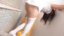 [Mature woman] A 58-year-old mature woman with a youthful appearance ◆ Wearing a remote control vibrator and being very excited with shame on the love hotel street! Raw squirrel SEX at the hotel! Rational collapse Iki!