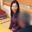 【不倫】欲求不満熟妻が久々のセックスで理性崩壊。 他人棒生ハメで何度もイって中出しされ幸せそう。