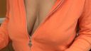 I was fascinated by the no-bra hoodie of a married woman who came out in a hurry for a sudden visit ... Part 3