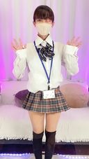 [Refre observation store] Baby-faced uniform ** / Petite beauty shows off ♡ her with M-shaped spread legs [Panty shot / beautiful breasts / crawling on all fours]
