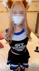 【個撮】ネイリスト目指す美容系専門金髪美女２。白い肌に映えるき●ねダンスで膣奥突かれて腰砕け！バックガン突きに連続中イキ膣奥大量中出し。