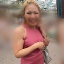 【素人】24歳金髪ショートヘアのビキニGALをナンパ。柔らかG乳おっぱい揺らして淫れる中出しセックス。