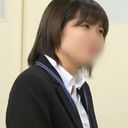 【素人】真面目な見習い教師を無避妊ハメ撮り！ おとなしい割にはエッチが好きで感度も高く、激しいピストンで連続膣イキ！