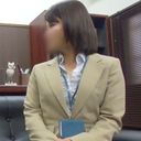 【個撮】清楚で綺麗な社長秘書をハメ撮りしました。 パイパンおまんこを巨根で突きまくって中出し射精。