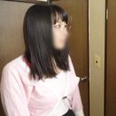 《中出し》旦那が仕事中に自宅にセフレ連れ込みハメ撮りSEX！メガネで清楚で地味な奥様がHカップ爆乳を揺らしてメス顔イキ！パイパンおま○こにどっぷり中出し！