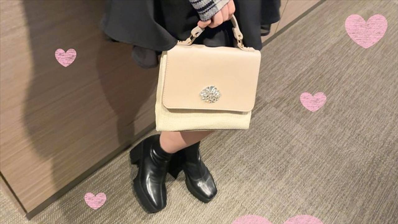 【清楚な癒し系】**アナウンサースレンダー若妻 デカチンに快楽堕ち泥沼中出し浮気ファック!! gallery photo 2