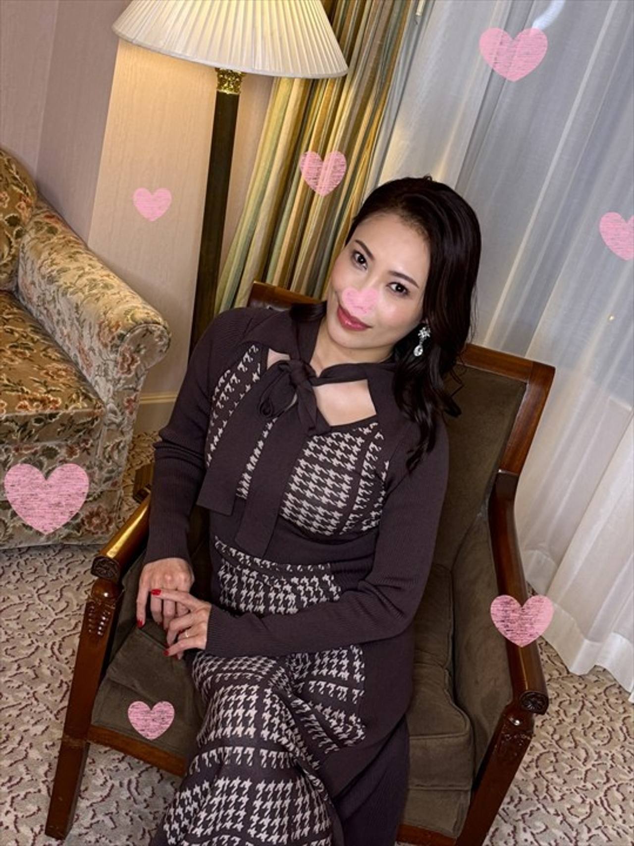 【ハイスペ熟女】アラフォー上級国民妻 年下セフレとホテルで密会　イキ狂い大量中出し※おまけあり gallery photo 10