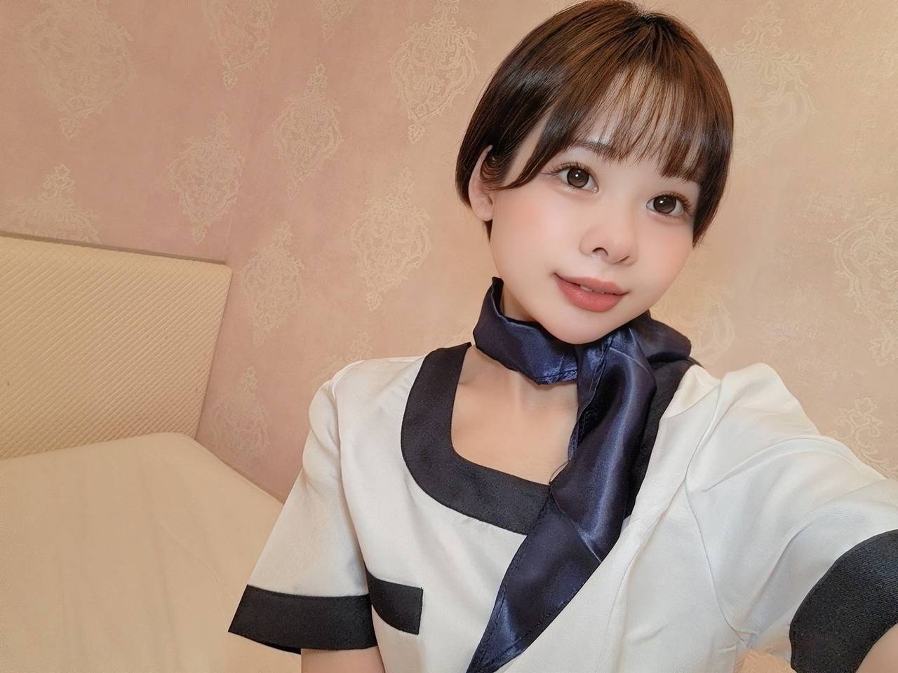 初回限定！包茎クリニックへようこそ。自撮りでアナル舐めの衝撃！よく見ててくださいね。 gallery photo 1