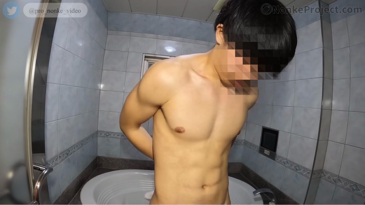 スリ筋巨根ノンケ君が初めて生中出しセックスしちゃいます! gallery photo 1