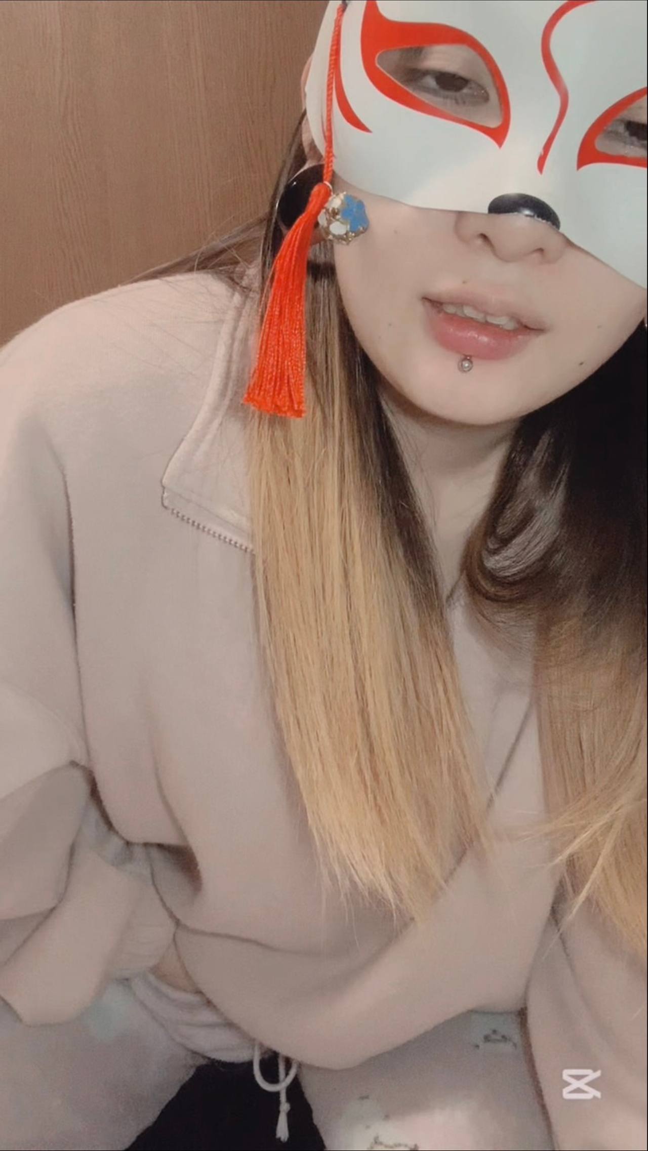 ベロ出しスプタン丸出し獣的！？オナ♡ gallery photo 1