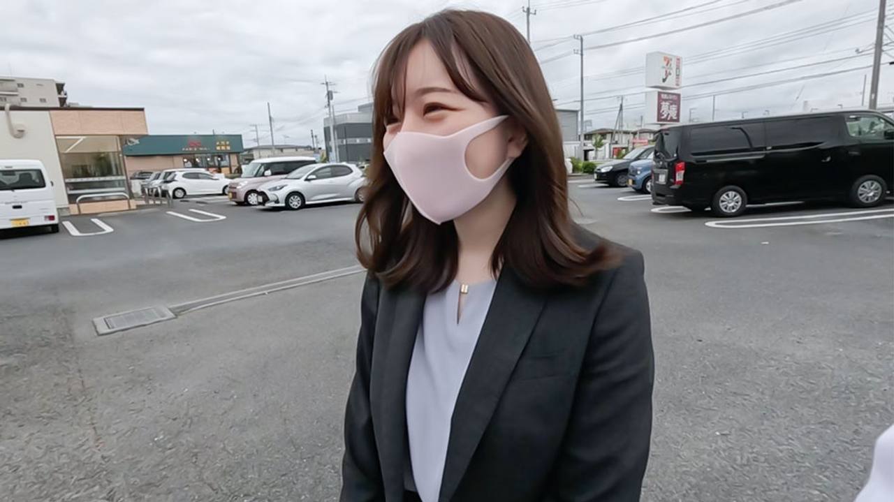 偏差値６５の秀才名門大○４○生は、就職活動中にリクルートスーツでジジイに野外で中出し。中○、高○と生○会副会長の超真面目なこ。完全初撮影！！！彼氏とラブラブNTR野外露出で真っ裸中出し、中出し２回戦、 gallery photo 6