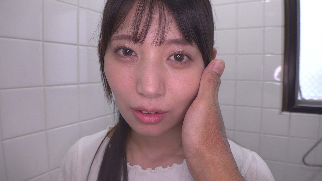 個撮)癒し系おネエさんスケベ過ぎ！【デカベロ＆粘着バキューム】見つめてローリングピストン欲求不満フェラ【口内発射→ごっくん】 gallery photo 1