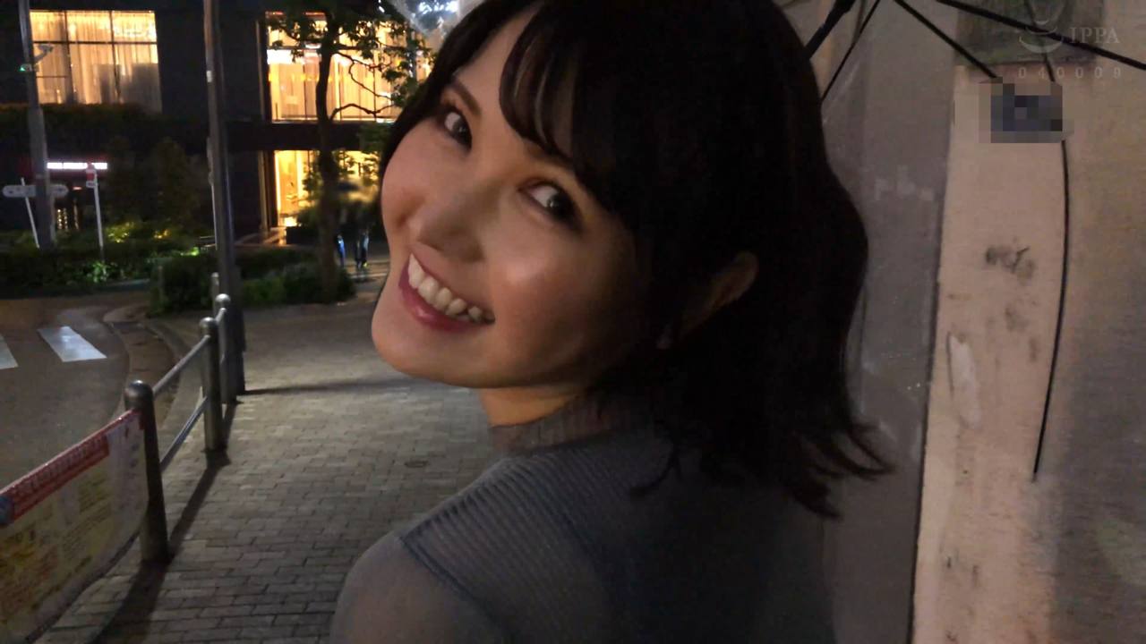 【個撮】来年の春から大手航空会社でCAになるお嬢様大生に中出ししちゃった貴重映像です。 gallery photo 1