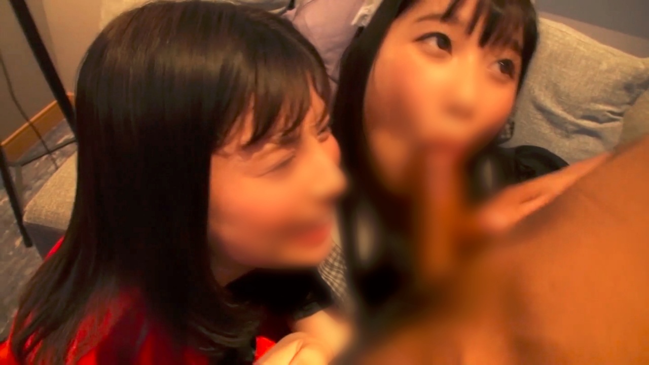 【乱交】テンションぶちあげ激かわギャルコンビと飲み会乱交。黒髪童顔清楚系のかわいい見た目に反してエロすぎてビビりました。 gallery photo 1