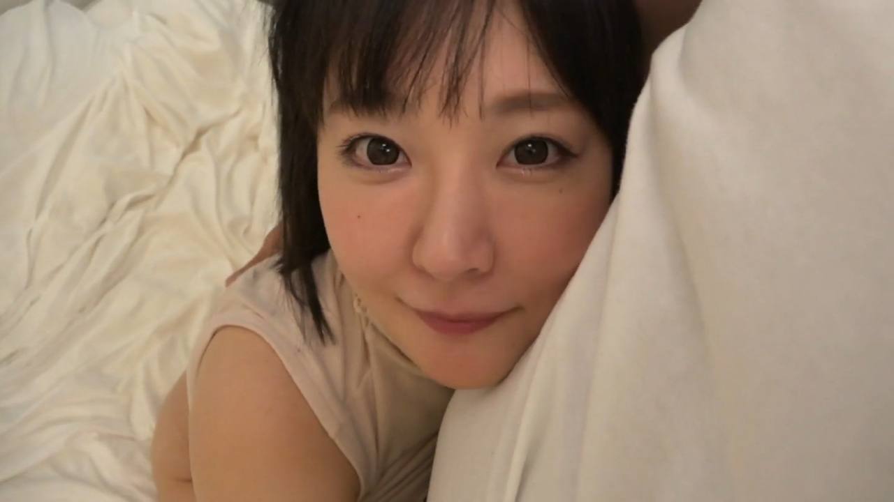 【Gカップ】街を歩くたびにスカウトされる芸能人級美女！ケツも胸もでかい女　釘打ちピストンで*種を絞りつくす！！ gallery photo 4