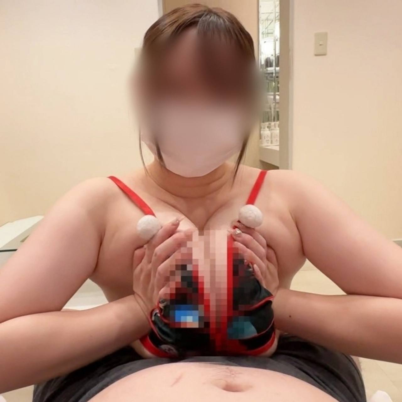 【数量限定】乳挟ふぁんくらぶのパイズリ挟射！vol.108 gallery photo 1