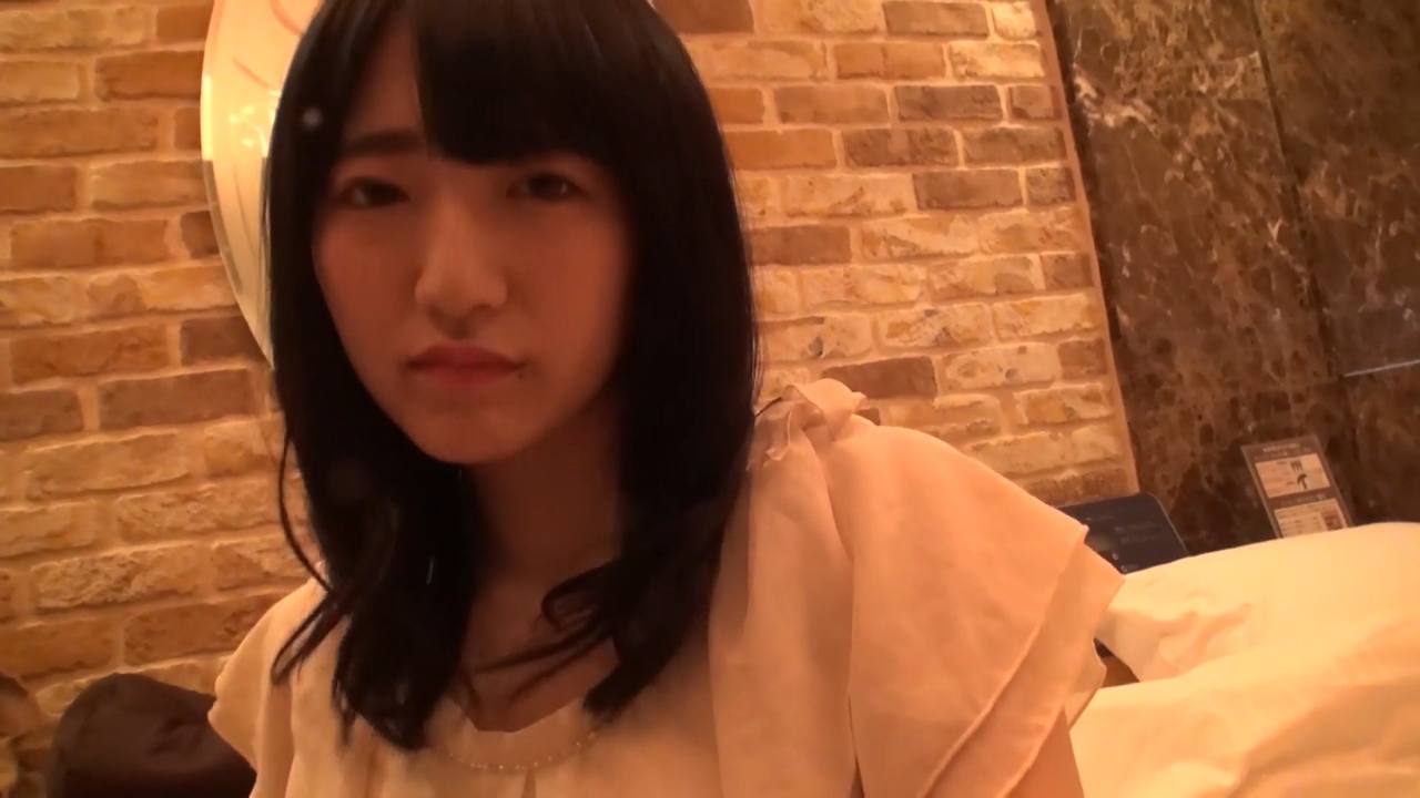 【完全顔出し】NTR性癖の彼氏に頼まれ、黒髪美女の彼女と中出しSEX gallery photo 4