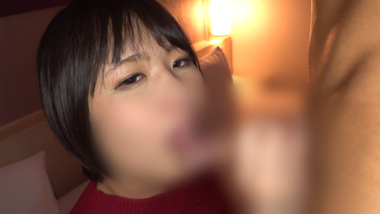【個人撮影】ショートカットのマスク**。敏感マンコを責めまくると、音が出るほどびしょ濡れになっちゃってました。 gallery photo 2