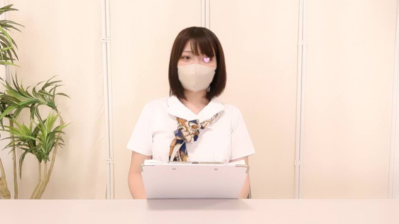 【ノーパン】Gカップ脱毛セラピストさんの密林オマンコ逆さ撮り gallery photo 1