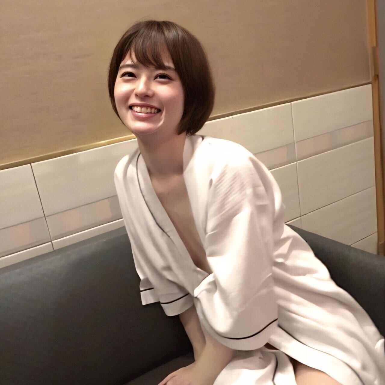 【関東圏テレビ局】国立卒の高学歴美人アナウンサー。**アナランキング常連のあの美人アナウンサーが衝撃のハメ撮り撮影。※数量限定 gallery photo 1