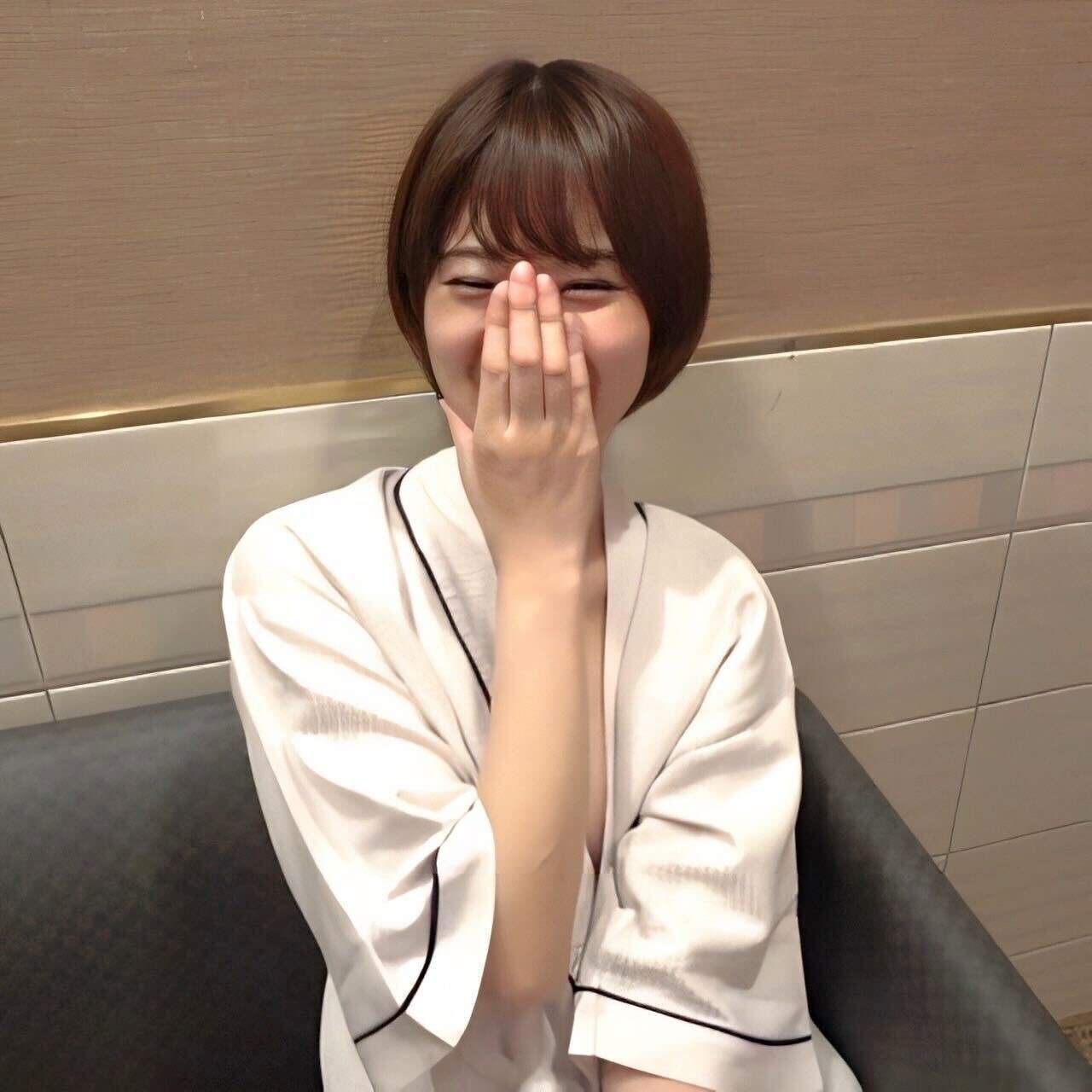 【関東圏テレビ局】国立卒の高学歴美人アナウンサー。**アナランキング常連のあの美人アナウンサーが衝撃のハメ撮り撮影。※数量限定 gallery photo 2