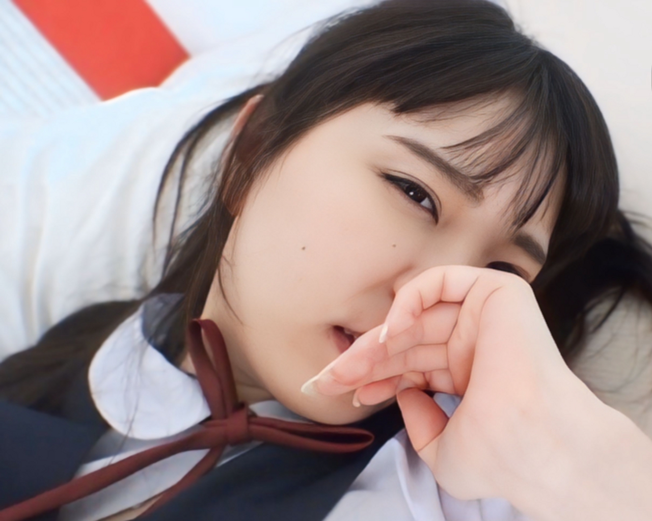【18歳/個撮】某制服ブランド公式モデル。街中の広告にも一時期載っていた同い年の色白美女との中出し秘蔵ハメ撮り映像を今回特別独占公開。初出し※数量限定 gallery photo 2