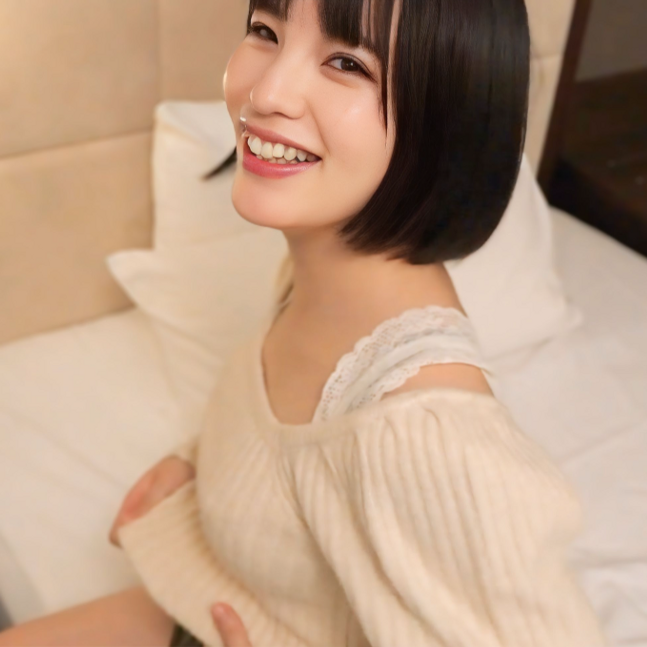 【18歳/個撮】某地下メンズアイドルのマネージャー兼ステージMCの同僚の色白美女との中出し秘蔵ハメ撮り映像を今回特別独占公開。初出し※数量限定 gallery photo 2