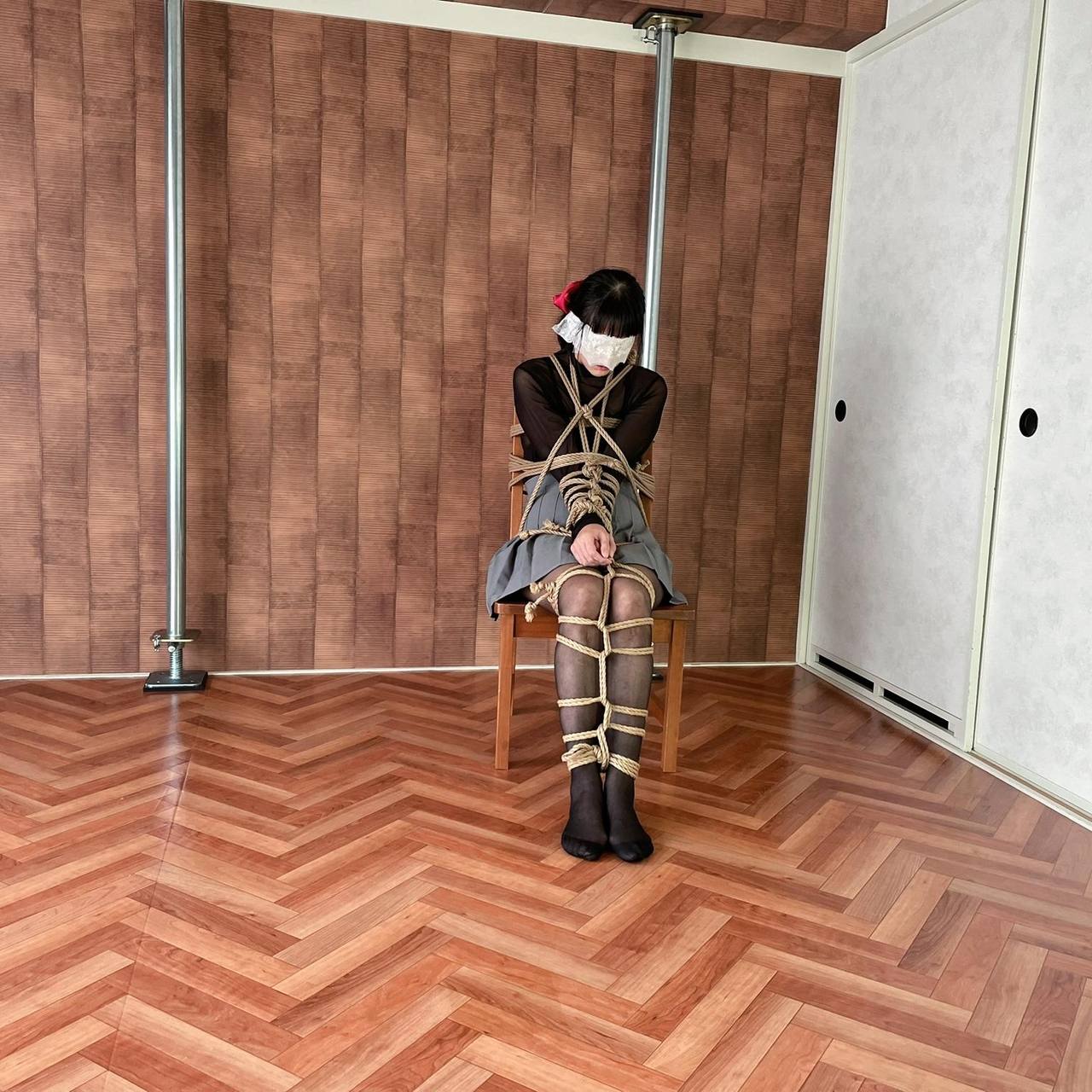シチュエーション縄脱け「犯人のいない間に」　Situation: Escape from the ropes &amp;quot;While the perpetrator is away&amp;quot; gallery photo 3