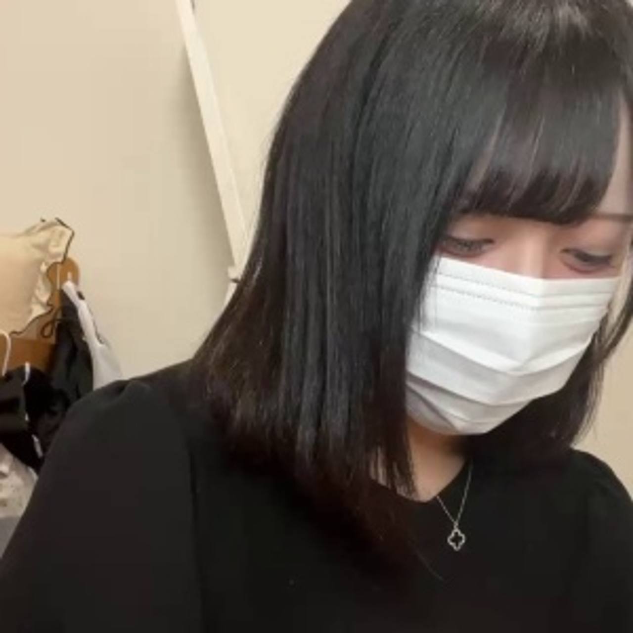 りんちゃん (19) 2025年6月13日の配信動画 - 前編 - gallery photo 1