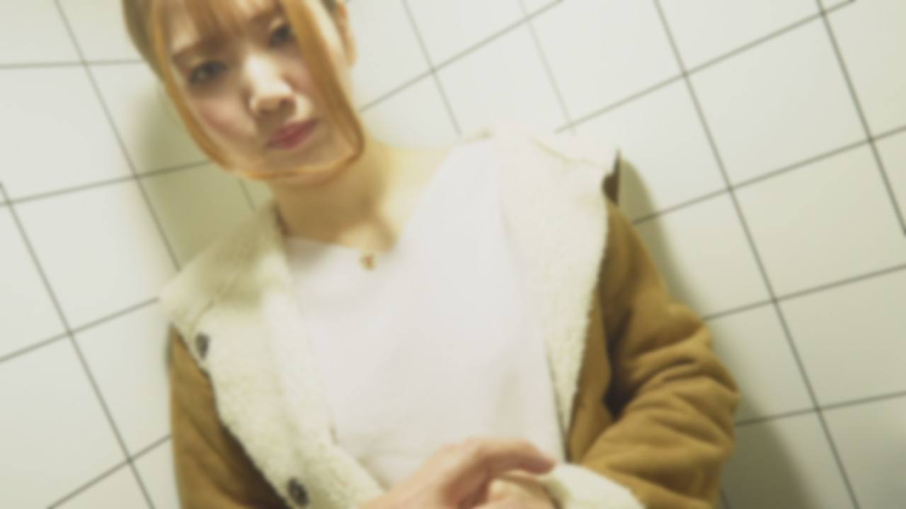 ＊超高画質　6Ｇ特典あり　顔出し!!ちんぽにご奉仕フェラ。溜めた特農ザーメンをごっくんした後は綺麗にお掃除フェラ。 gallery photo 1