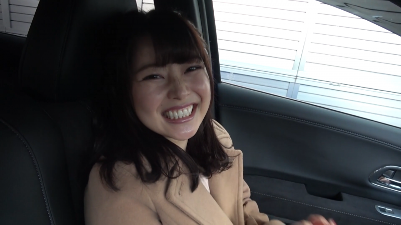 【個撮・素人】車中でM女をリモバイ興奮させﾗﾌﾞﾎに中出しﾁｪｯｸｲﾝ!! gallery photo 1