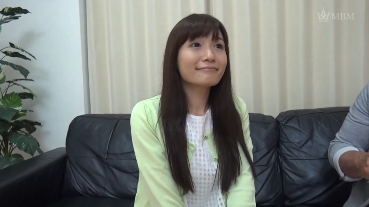 【個撮】大人の玩具モニターを依頼して人妻となし崩しSEX!![９] gallery photo 4
