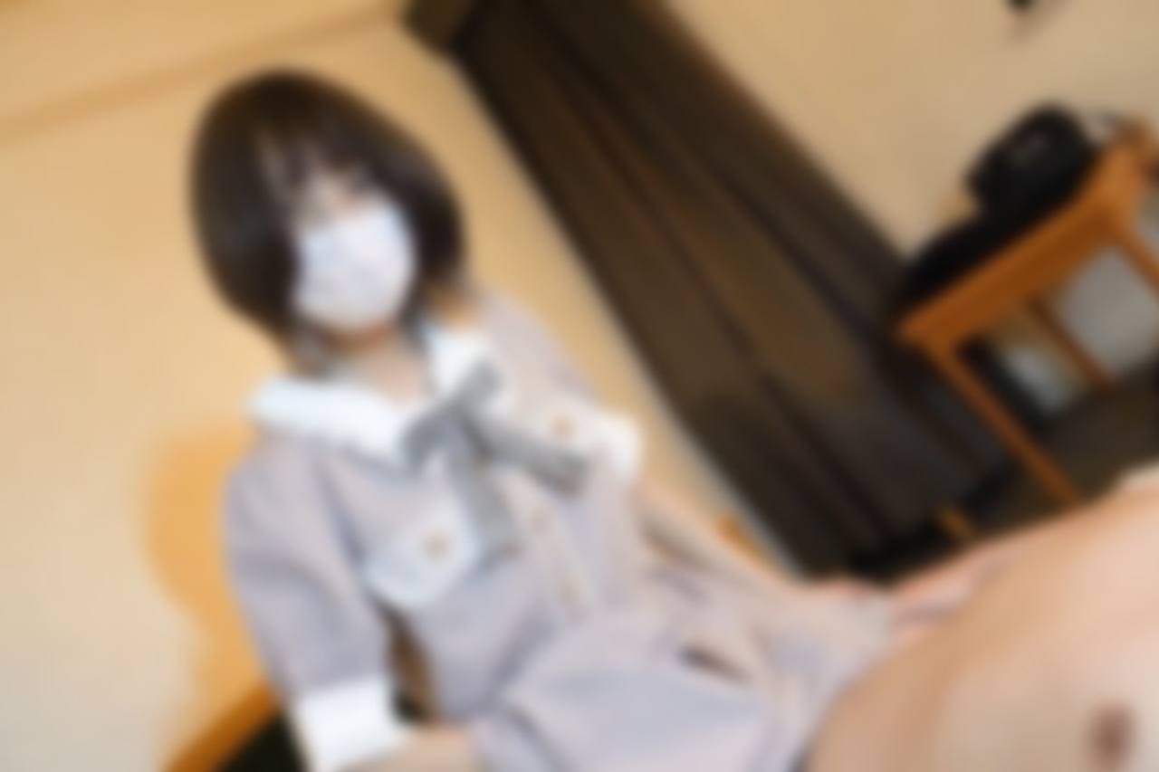 ※18日まで初回限定78％OFF※【素人個撮】【無修正】【3ｐ】クンニ/オモチャ責め/ナマ/連続中出し/ココロもカラダも華奢な１８歳が変態の餌食に！！ gallery photo 1